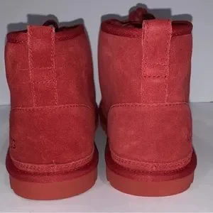 UGG | Shoes | Ugg Neumel Red Clementine Mens Chukka Boots 